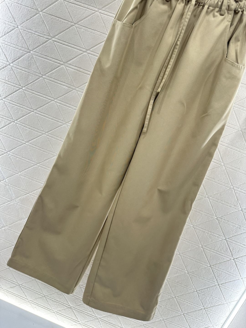 Pra*a long pants